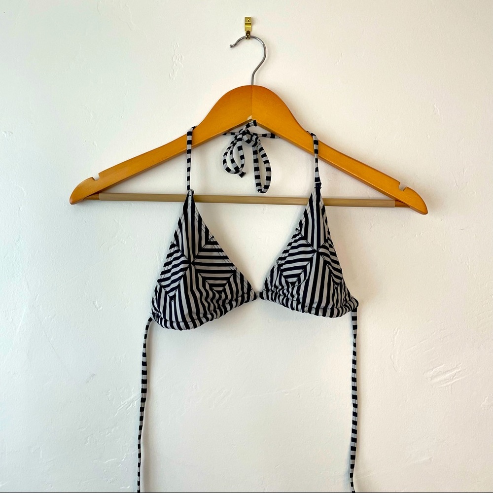 Victoria’s Secret Black and White Striped Geometric Triangle Swim Bikini Top